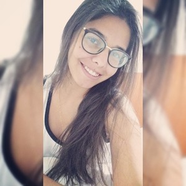 Karina - Professor de Biologia - Setor Universitario