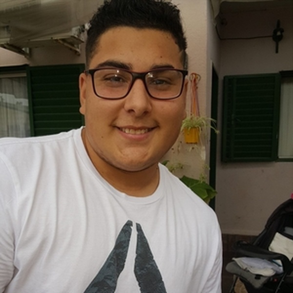 Charly - Profesor física y química - Santa Rosa