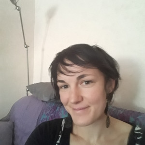 Chloé - Prof de dessin - Mazaye