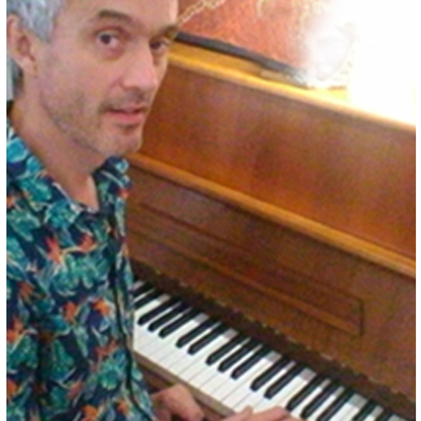 Cyril - Prof de chant - Lyon 5e