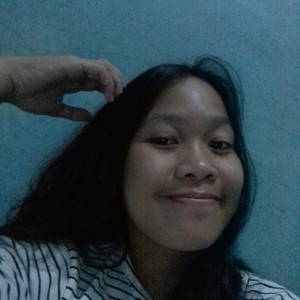 Sarah henni - Guru bulu tangkis - Kecamatan Mandai