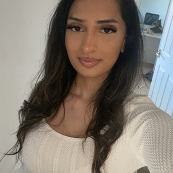 Alaina - English tutor - London