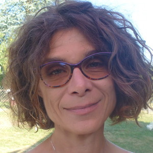 Esther - Prof de yoga - Sarran