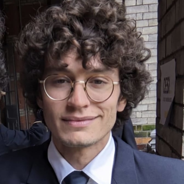 Edgar - Prof de physique - Lille