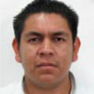 ALEJANDRO - profesor de informática básica - Colima