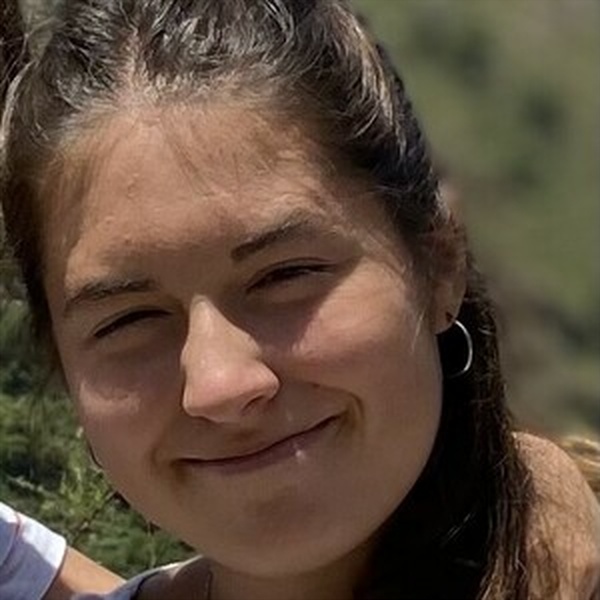 Uzma - Hindi teacher - Saharanpur