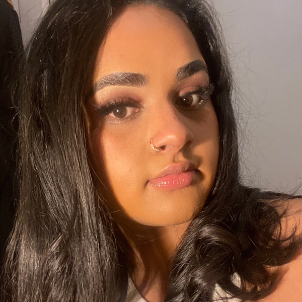 Akriti - English tutor - Bristol