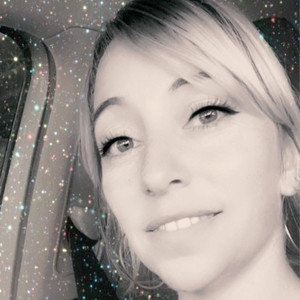 Fanny - Prof de couture - Baron