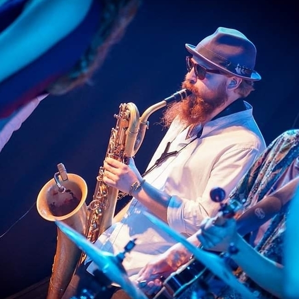 Alex - Prof saxophon - 