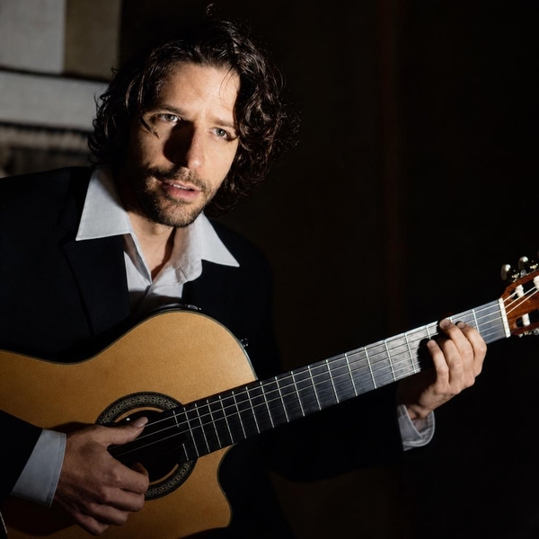 André - Prof de viola - Serra
