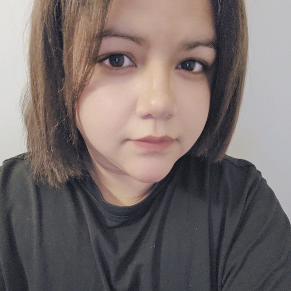 Anne-Flore - Prof de peinture acrylique - Sotteville-lès-Rouen