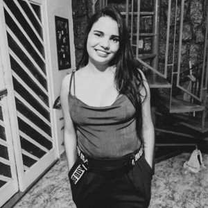 Jessica - Prof de explicações - Senador Camará