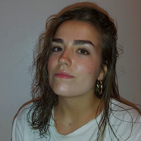 Laura - Profe de inglés - Granada