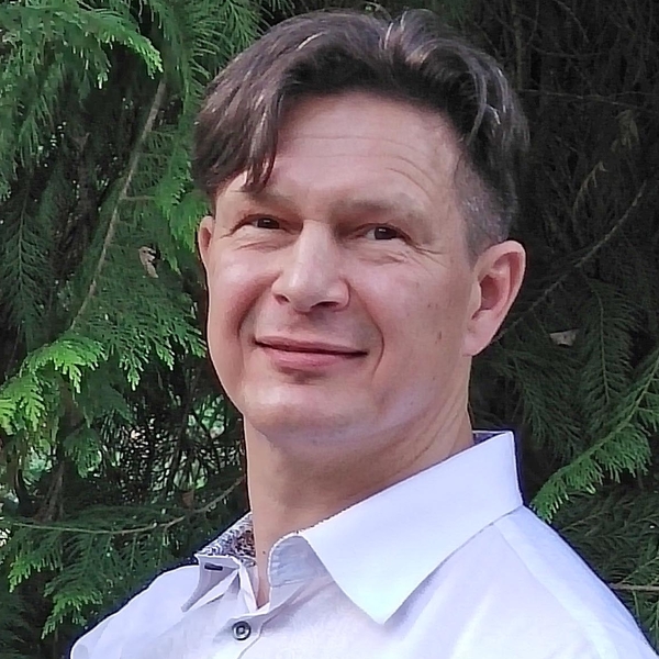 Oleg - Prof d'architecture - Lyon 6e