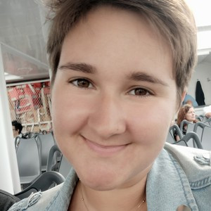 Julie - Prof d'aide aux devoirs - Nevers