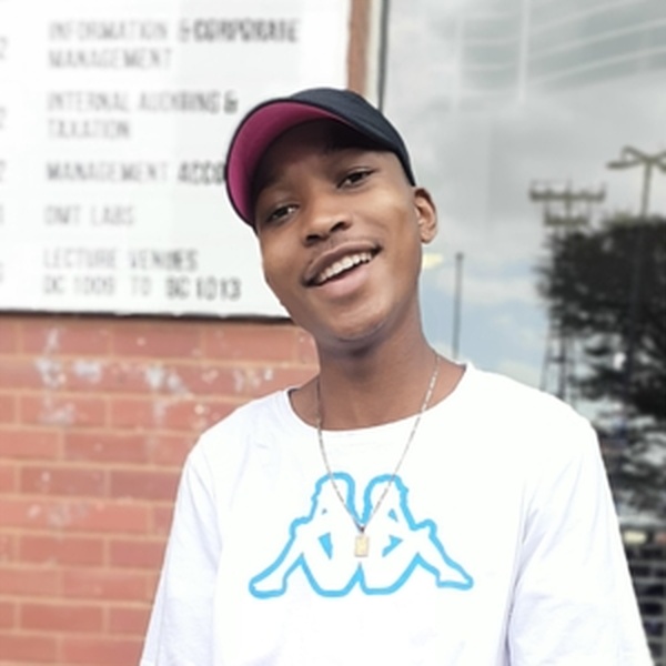 Siyanda - Geography tutor - Durban