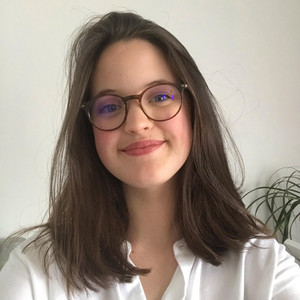 Alizee - Prof de maths - Rouen