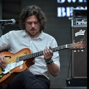 Lorenzo - Prof de guitare - 