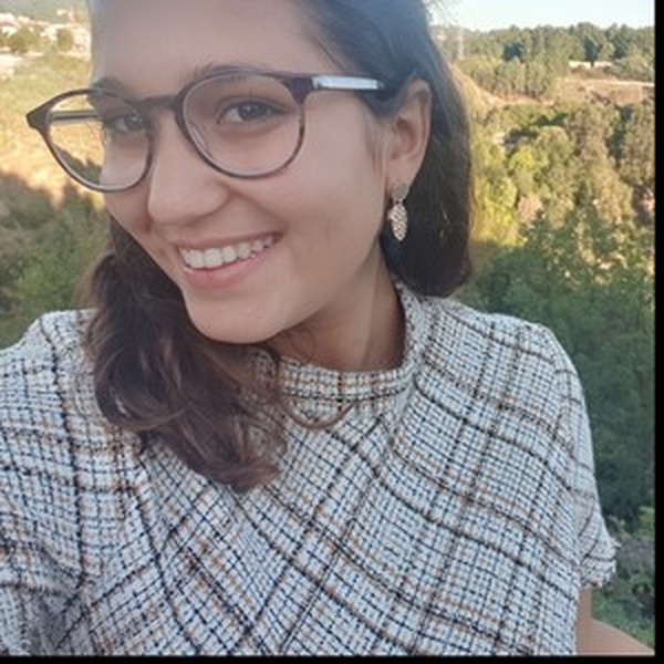 Alexandra - Professor de explicações - Moreira de Cónegos