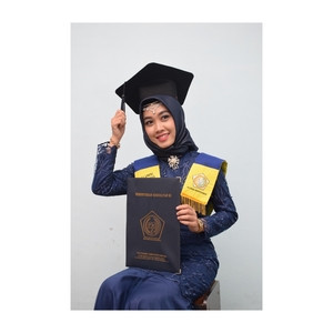 Indah - Guru cara merawat bayi baru - Kecamatan Medan Baru