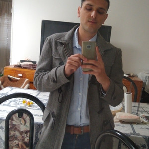Agustin - profesor de álgebra - Córdoba