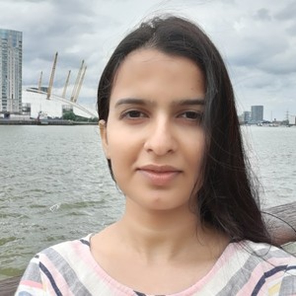 Emna - professeur de mathématiques - Paris 15e