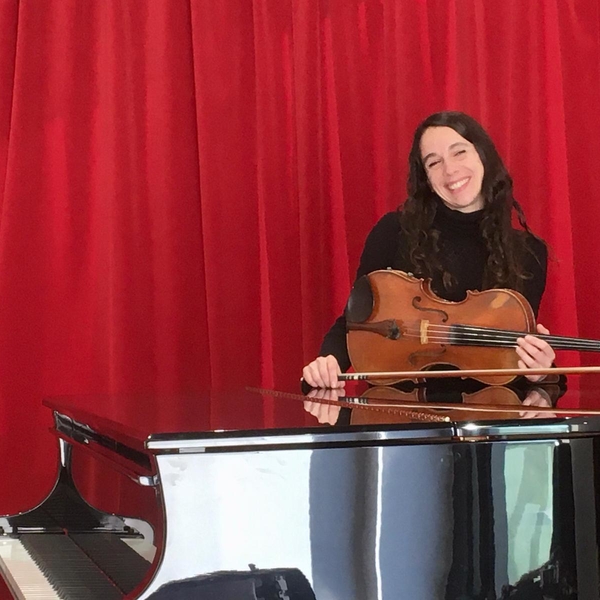 Eva - profesor de violín - 