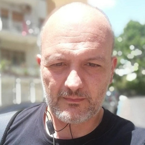 Leonardo - Insegnante di marketing - Napoli