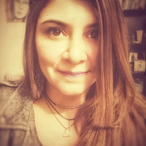Ivonne - profesor de artes plásticas - Bogotá
