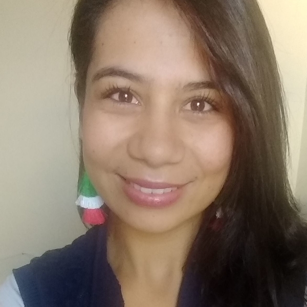 Eliana - Profesor de ciencias sociales - Zapopan