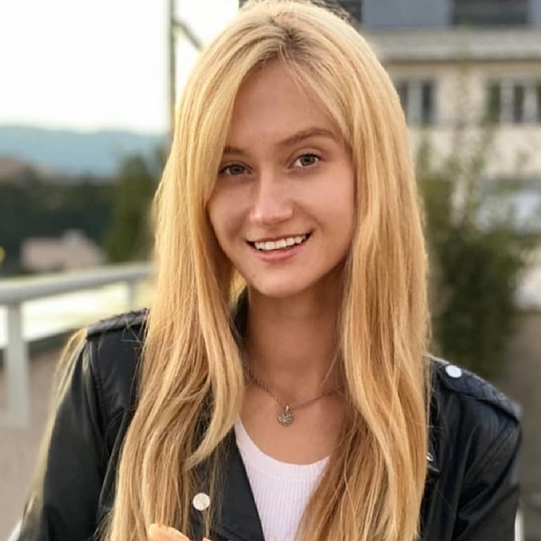 Anastasia - Prof d'italien - Genève