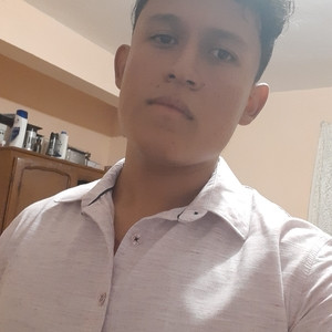 Adrian - Profe de programación - Cárdenas