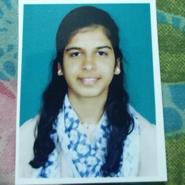 Rohini - English tutor - Greater Noida