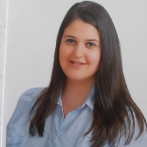Ebru - İngilizce öğretmeni - İstanbul