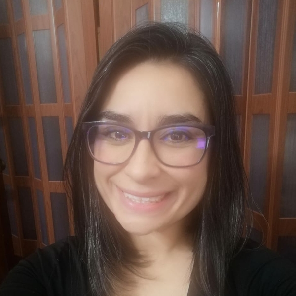Camila - profesor de prueba de admision universitaria - Valparaíso