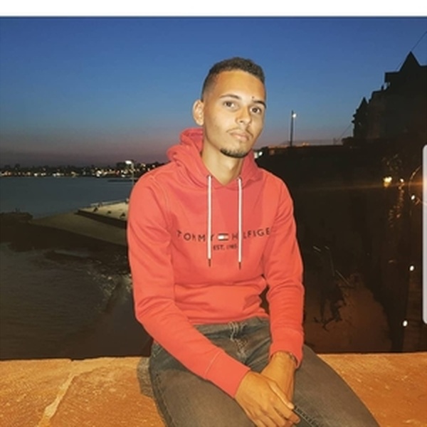 Alexandre - Prof de maths - Poissy