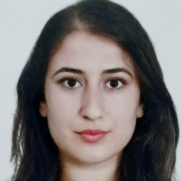 Ayşenur - Türkçe öğretmeni - 