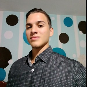 Miguel - Profe de farmacología - Medellín