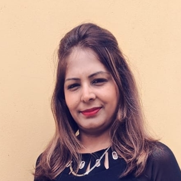 Karishma - English tutor - Stanger