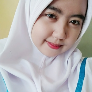 Nadia Aprina - Guru cara merawat bayi baru - Cipanas
