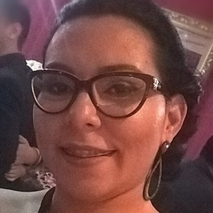 Sra - Professor de química - Manaus