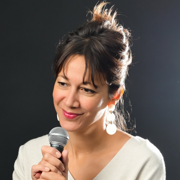 Farida - Prof d'initiation informatique - Lyon