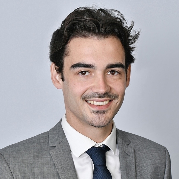 Stanislas - Prof de droit civil - Paris 16e