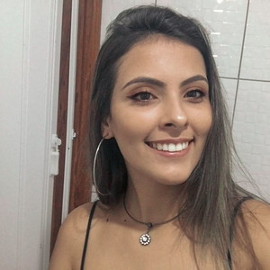 Amanda - Professor de auxílio nas lições de casa - São João do Rio Vermelho (Florianópolis)
