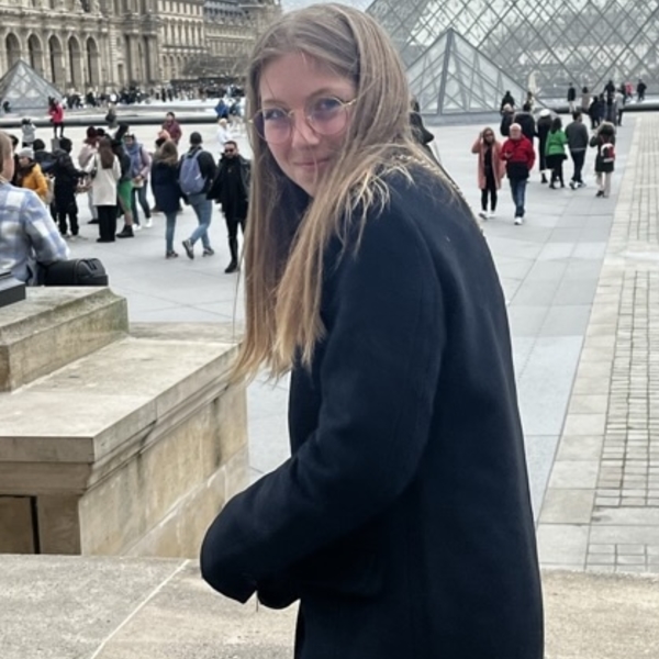 Harriet - Prof d'anglais - Bretteville-sur-Odon