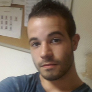 William - Prof de réseaux informatiques - Paris