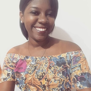 Nayara - Prof de programação - Campo Grande