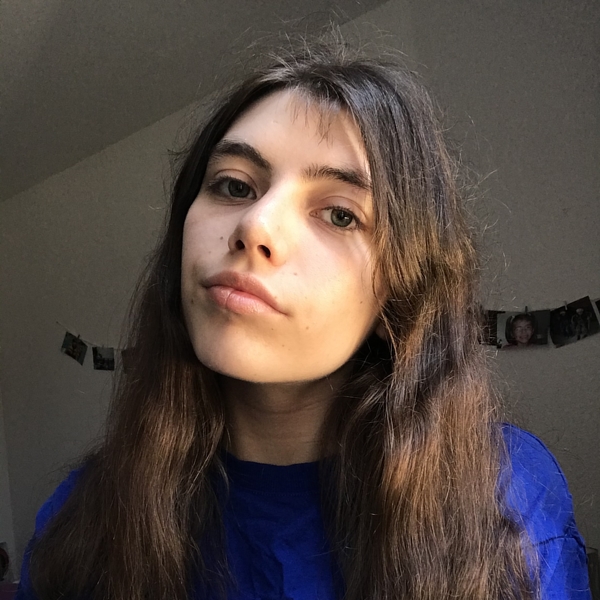 Manon - Prof de SVT - Bize-Minervois