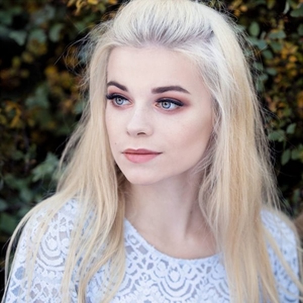 Weronika - nauczyciela języka polskiego - Warszawa