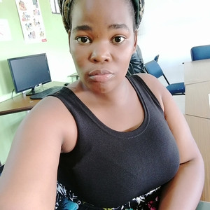 Nokuphila - English speaking tutor - Kabokweni